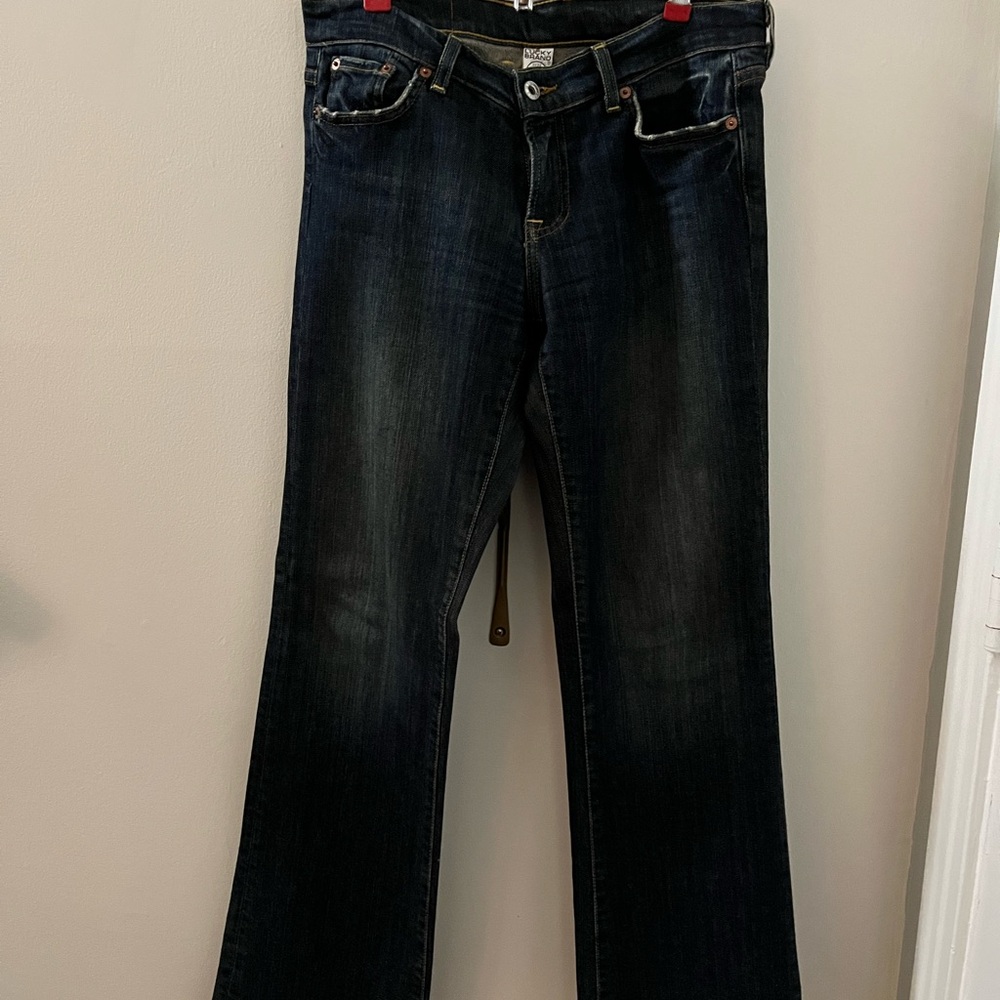 🍀 Lucky Brand Sundown Jeans Size 6/28